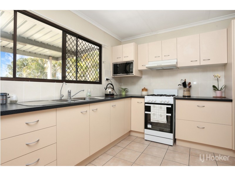 16 Ranald Avenue, Ningi QLD 4511