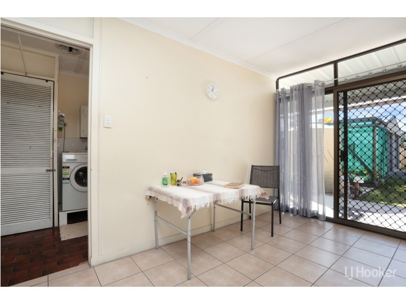 16 Ranald Avenue, Ningi QLD 4511