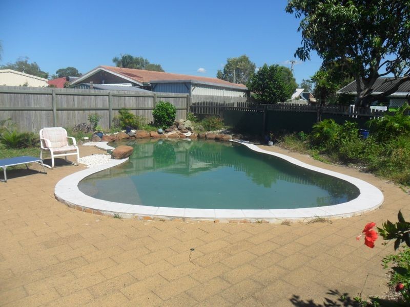 4 Carl Court, Banksia Beach QLD 4507