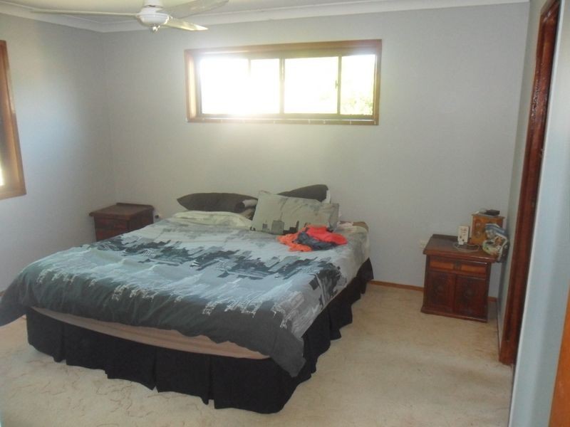 4 Carl Court, Banksia Beach QLD 4507