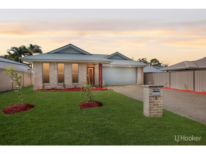 5 Armelie Court, Ningi QLD 4511