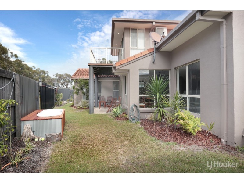 24 Winch Court, Banksia Beach QLD 4507
