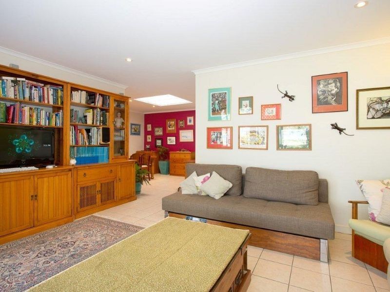 4A/16 Spinnaker Drive, Sandstone Point QLD 4511