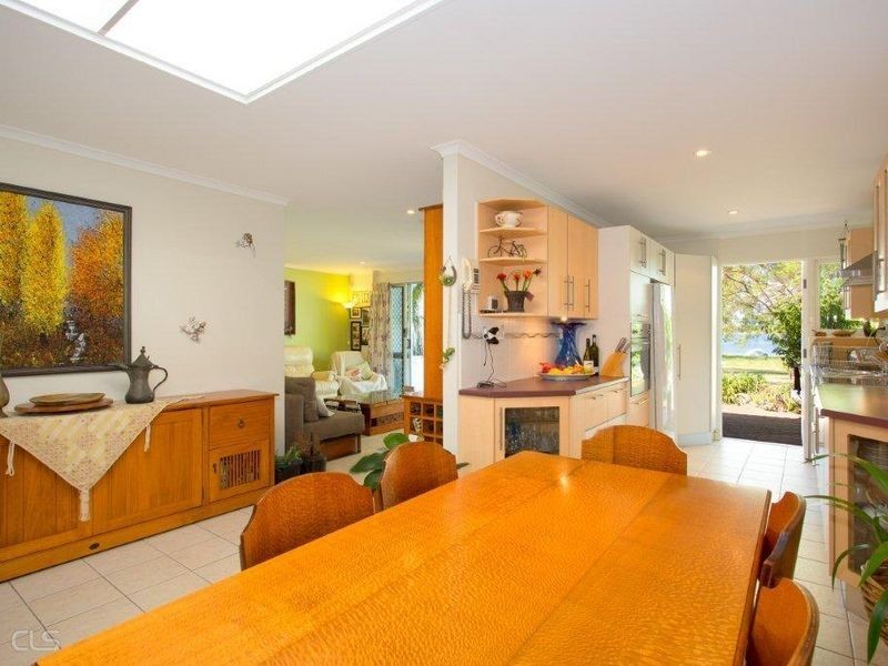 4A/16 Spinnaker Drive, Sandstone Point QLD 4511