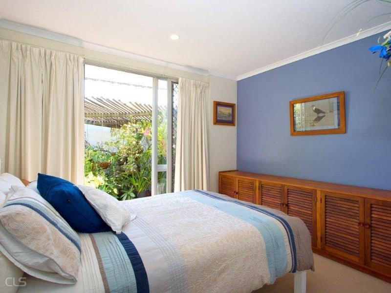 4A/16 Spinnaker Drive, Sandstone Point QLD 4511