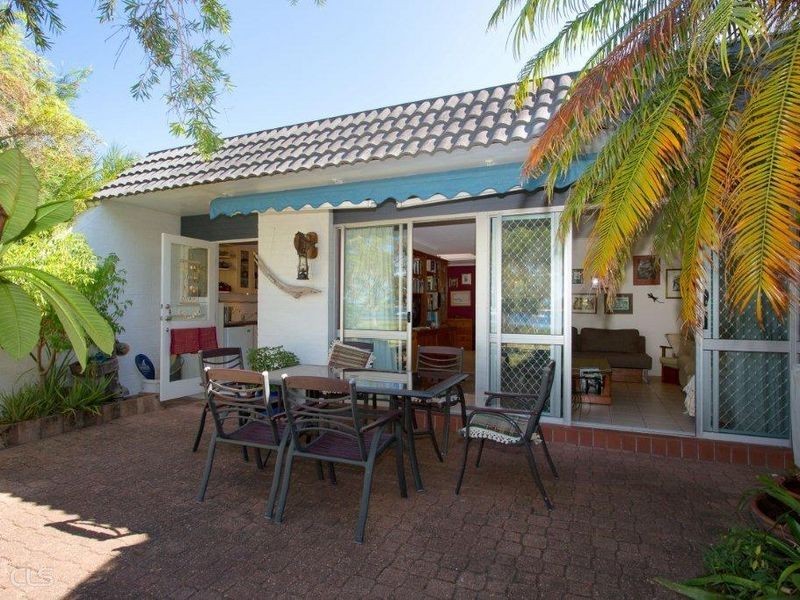 4A/16 Spinnaker Drive, Sandstone Point QLD 4511