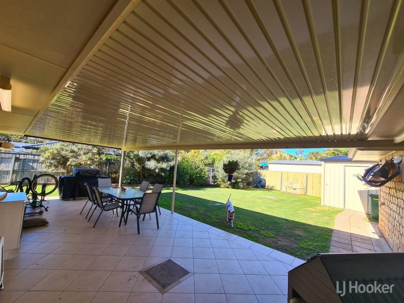 18 Mossman Way, Sandstone Point QLD 4511
