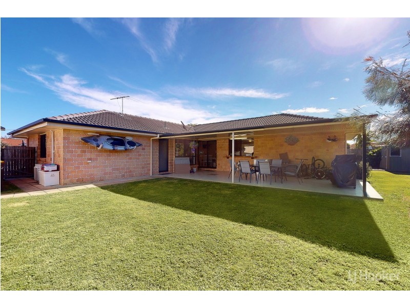 18 Mossman Way, Sandstone Point QLD 4511