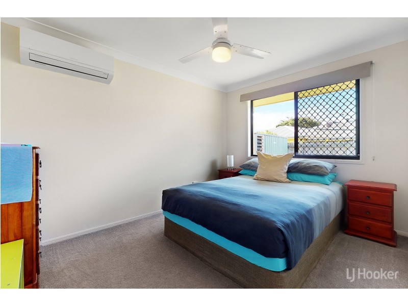 18 Mossman Way, Sandstone Point QLD 4511