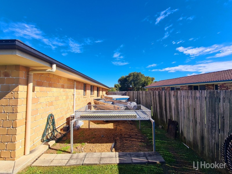 18 Mossman Way, Sandstone Point QLD 4511