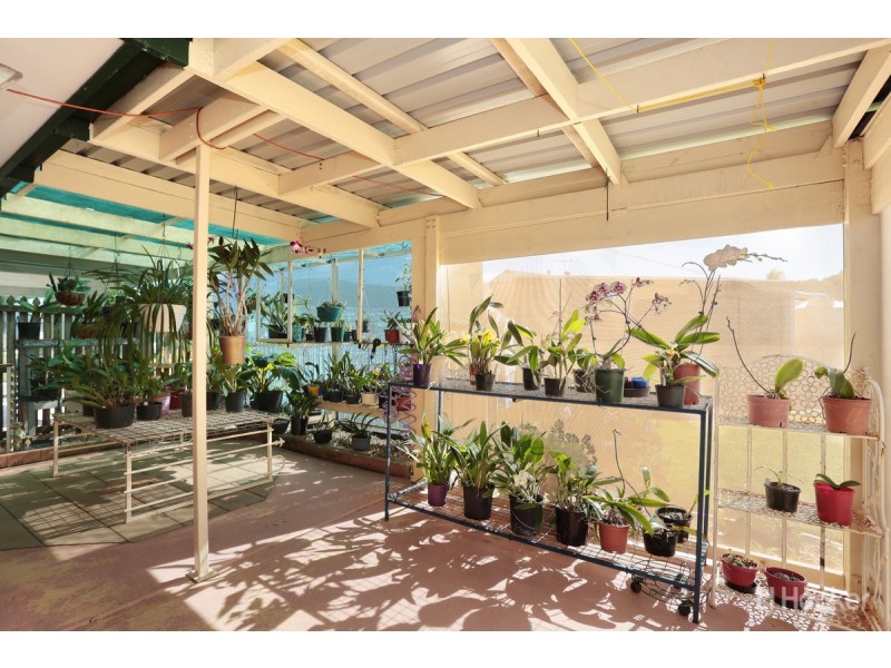 12 Chiltern Place, Sandstone Point QLD 4511