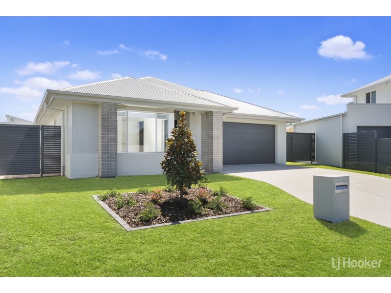 4 Callisia Crescent, Banksia Beach QLD 4507