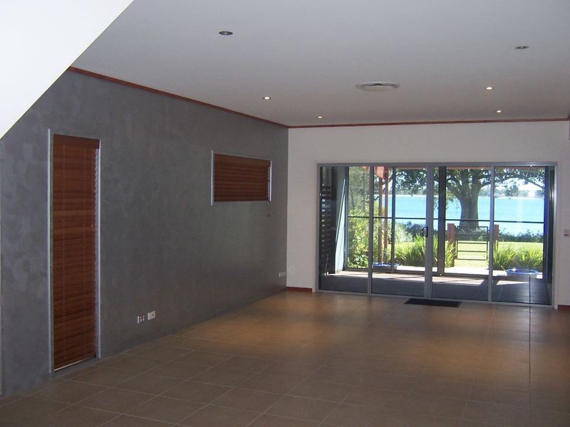 Sandstone Point QLD 4511