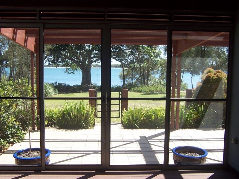 Sandstone Point QLD 4511