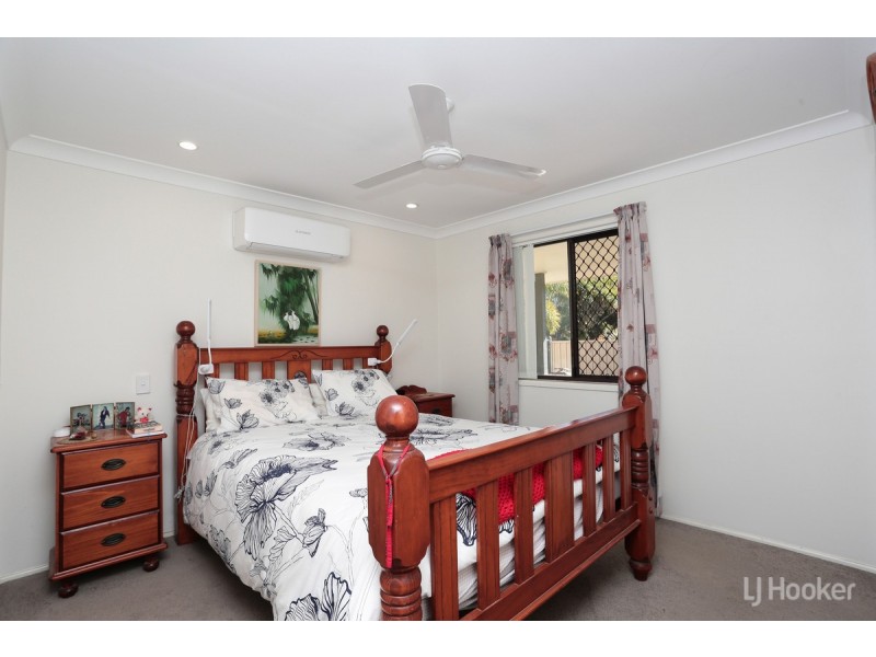 8 Regina Avenue, Ningi QLD 4511