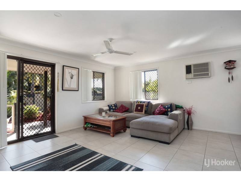 8 Regina Avenue, Ningi QLD 4511