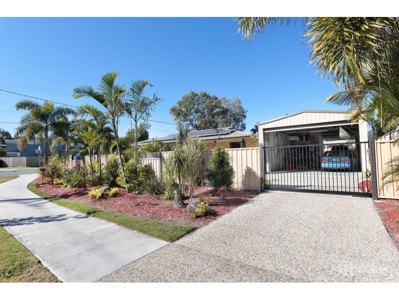 8 Regina Avenue, Ningi QLD 4511