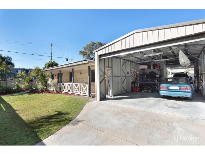 8 Regina Avenue, Ningi QLD 4511