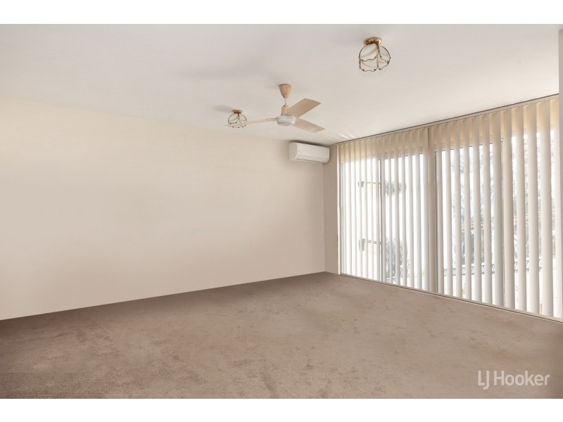 16B/10 Spinnaker Drive, Sandstone Point QLD 4511