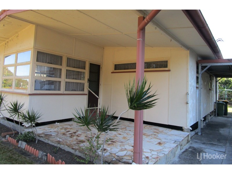 27 First Avenue, Woorim QLD 4507