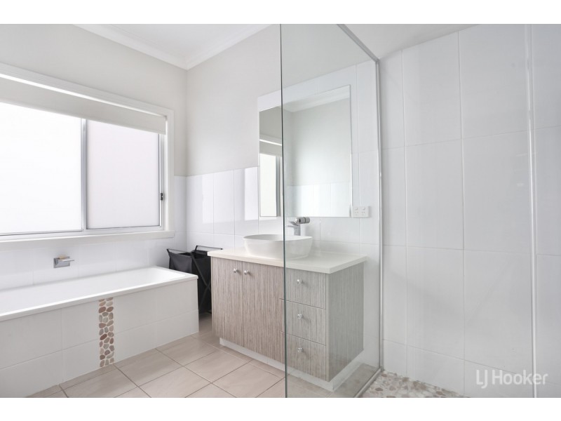 78 White Patch Esplanade, White Patch QLD 4507