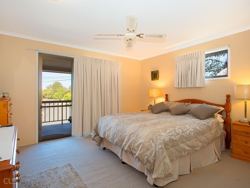 42 Brookes Crescent, Bribie Island QLD 4507