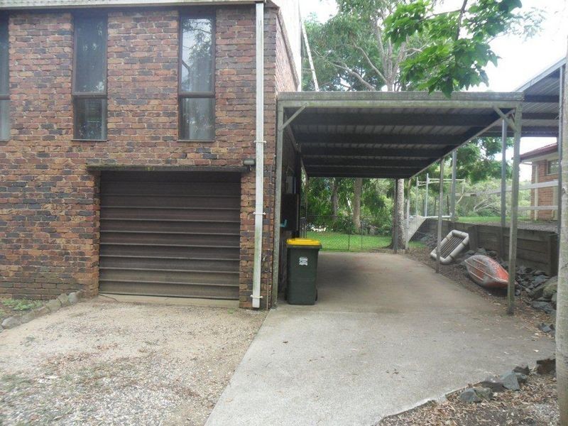 5 Riversleigh Road, Beachmere QLD 4510
