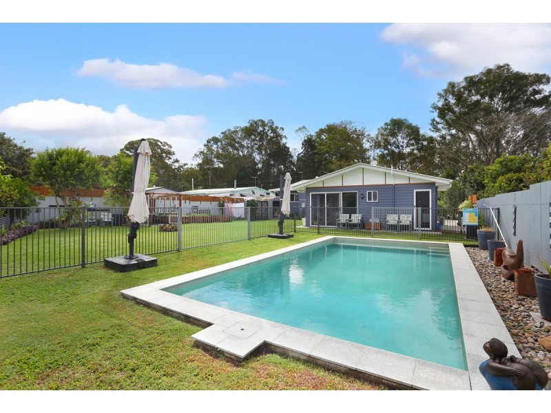 30 Bishop Parade, Toorbul QLD 4510