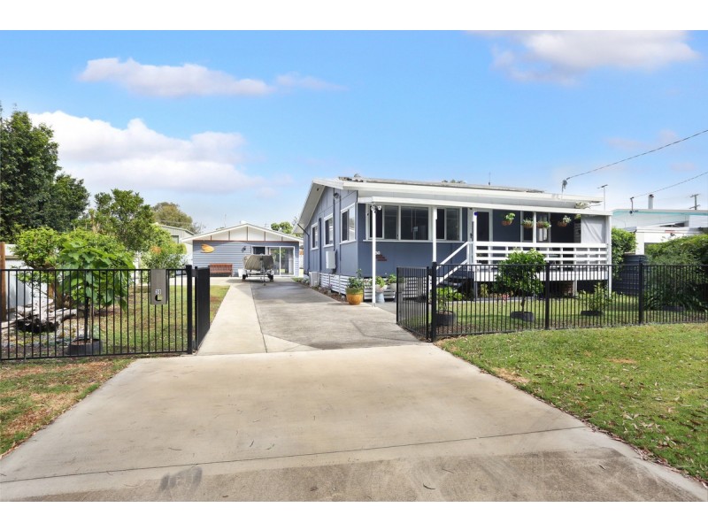 30 Bishop Parade, Toorbul QLD 4510