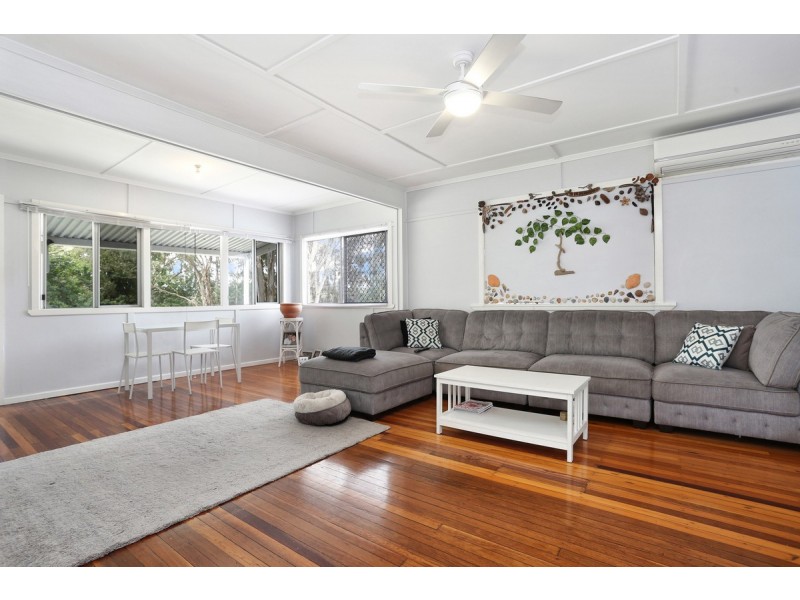 30 Bishop Parade, Toorbul QLD 4510