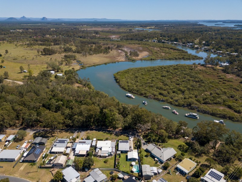 30 Bishop Parade, Toorbul QLD 4510