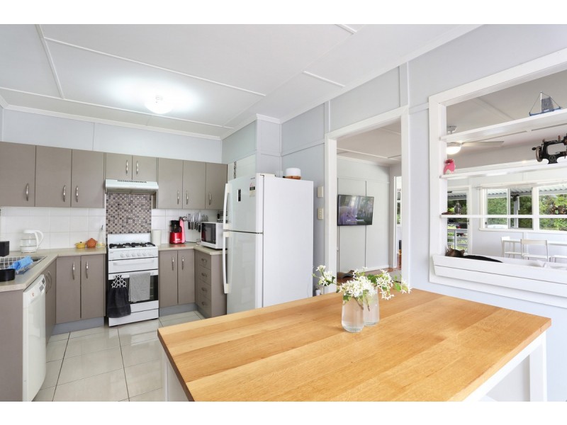 30 Bishop Parade, Toorbul QLD 4510