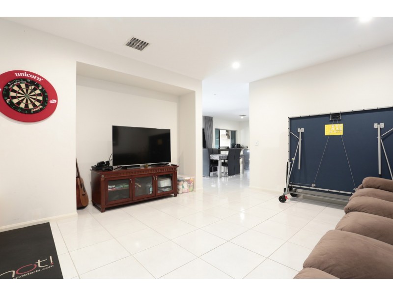 159 Marina Boulevard, Banksia Beach QLD 4507