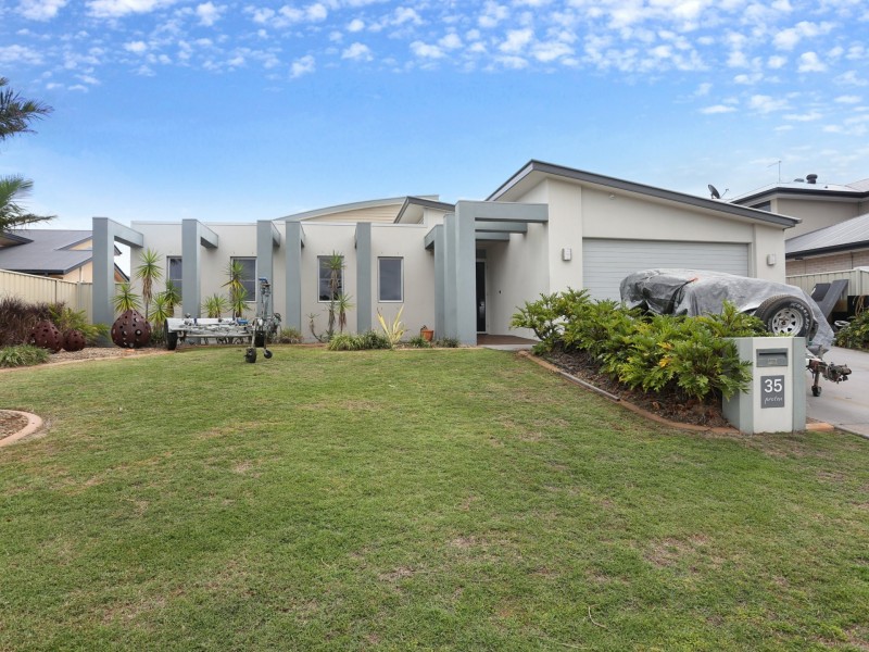 35 Protea Drive, Bongaree QLD 4507
