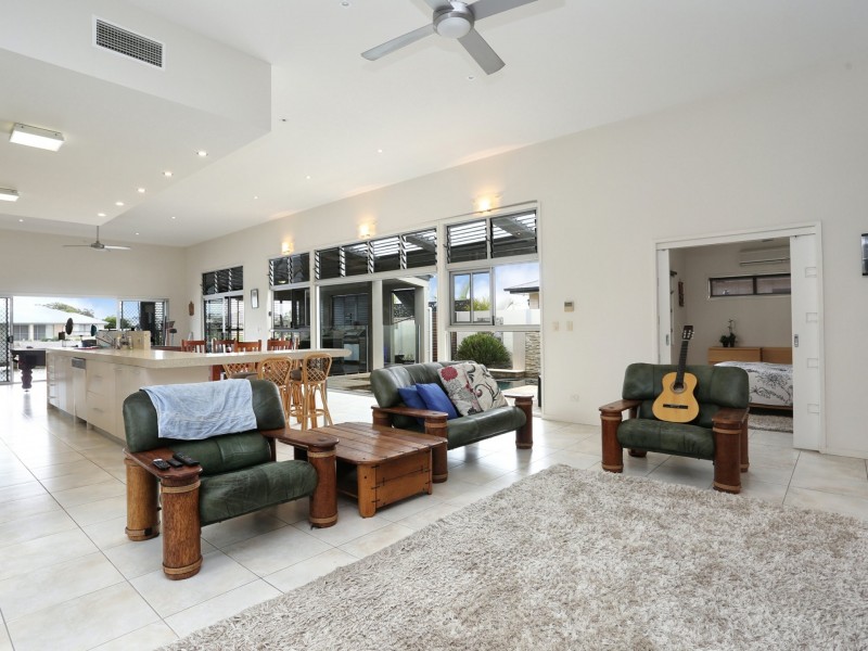 35 Protea Drive, Bongaree QLD 4507