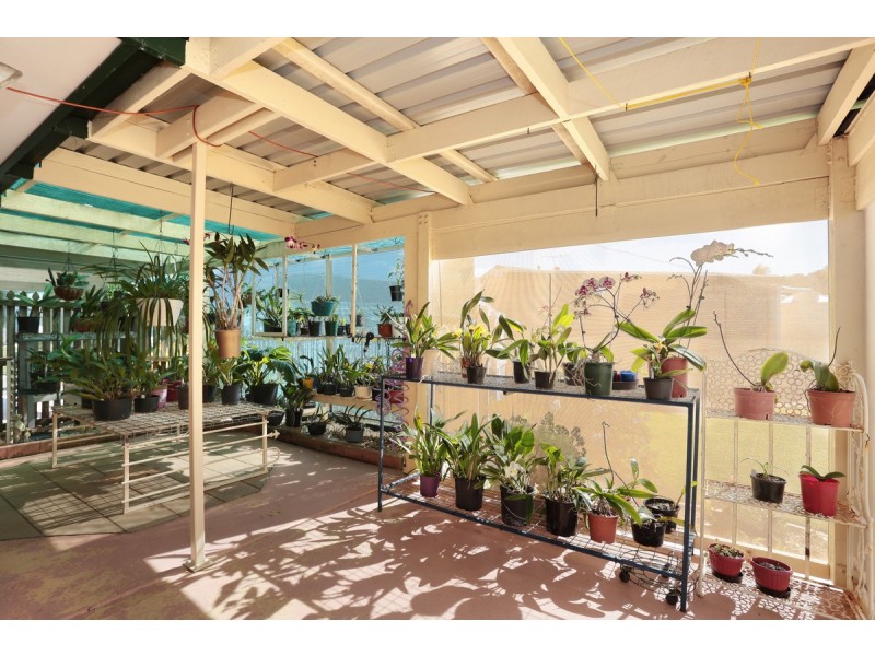 12 Chiltern Place, Sandstone Point QLD 4511