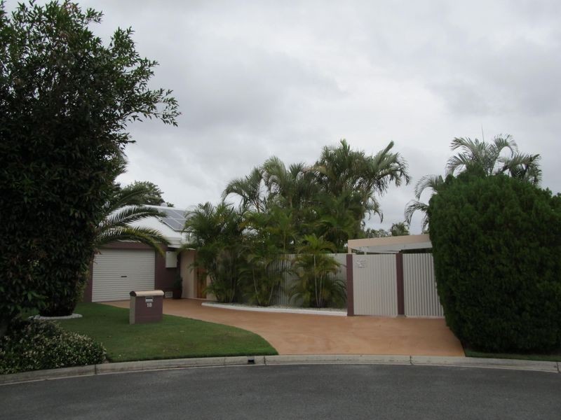 18 Anchor Court, Banksia Beach QLD 4507