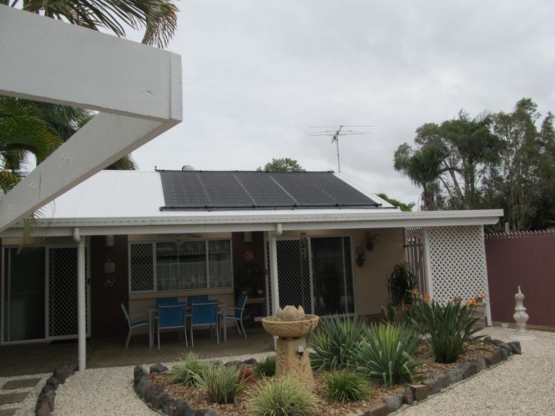 18 Anchor Court, Banksia Beach QLD 4507