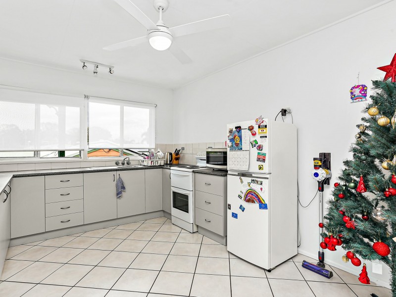 27 Caltowie Avenue, Banksia Beach QLD 4507