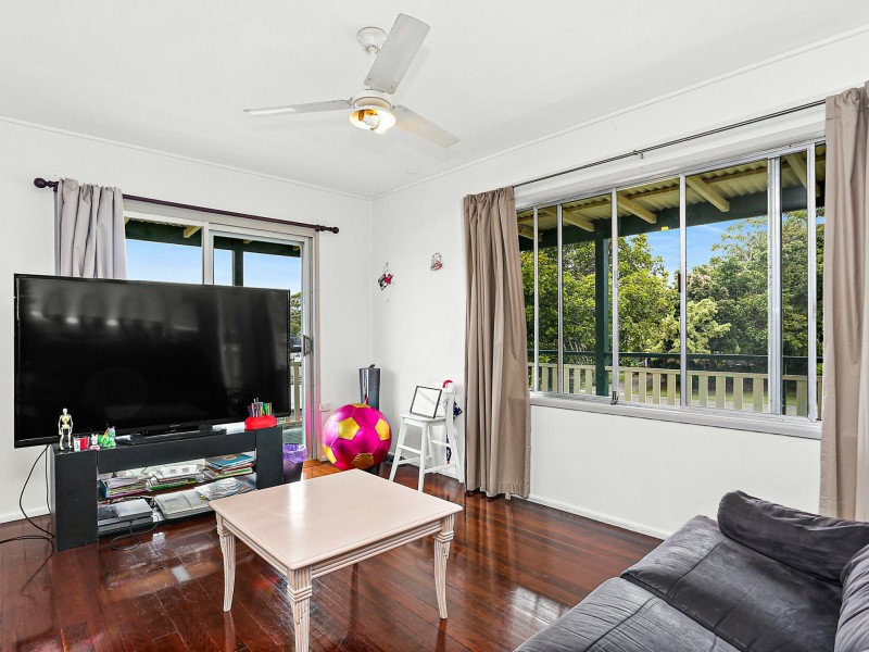 27 Caltowie Avenue, Banksia Beach QLD 4507