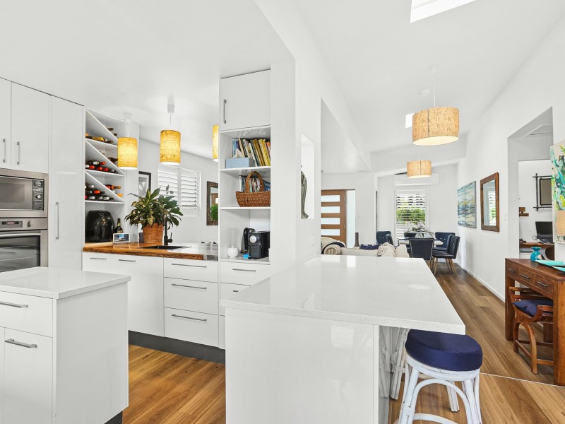 11 Karee Drive, Bellara QLD 4507