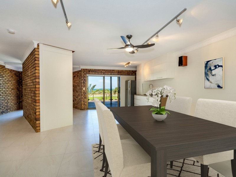 27 The Boulevard, Bongaree QLD 4507