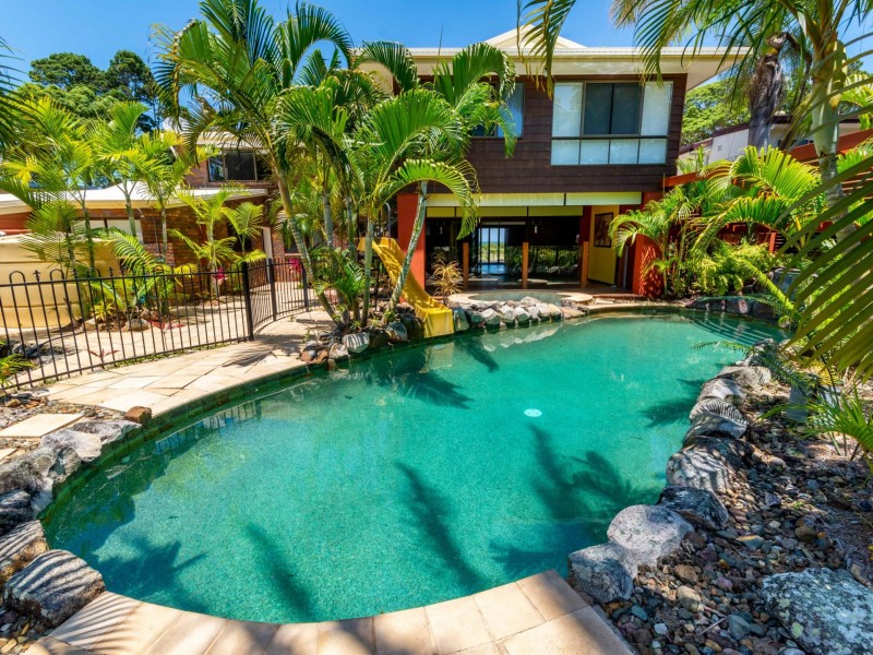 27 The Boulevard, Bongaree QLD 4507