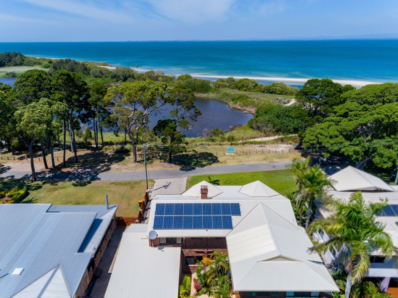 27 The Boulevard, Bongaree QLD 4507