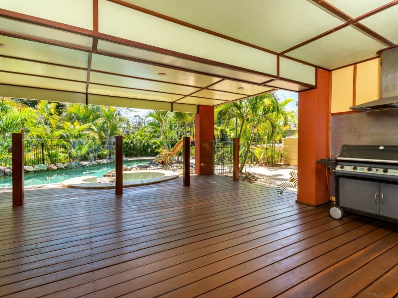 27 The Boulevard, Bongaree QLD 4507