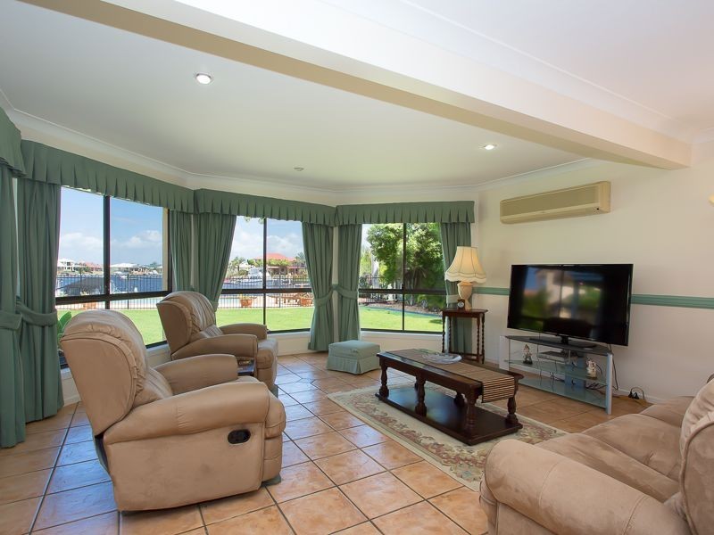 41 Voyagers Drive, Banksia Beach QLD 4507