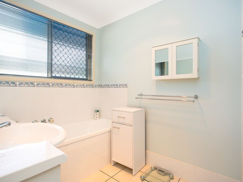 2 Barklya Crescent, Bongaree QLD 4507