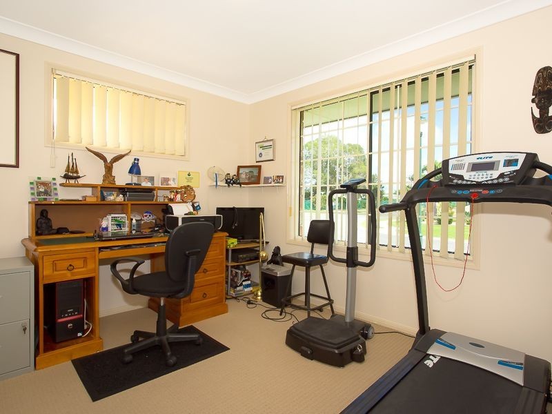 2 Barklya Crescent, Bongaree QLD 4507