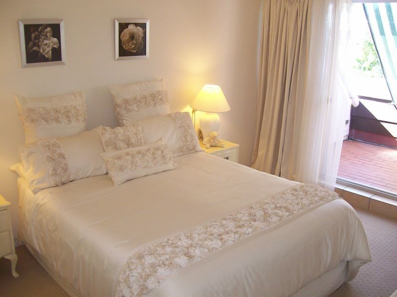 9B/10 Spinnaker Drive, Sandstone Point QLD 4511