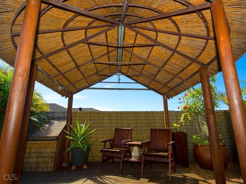 9 Scarborough Court, Sandstone Point QLD 4511